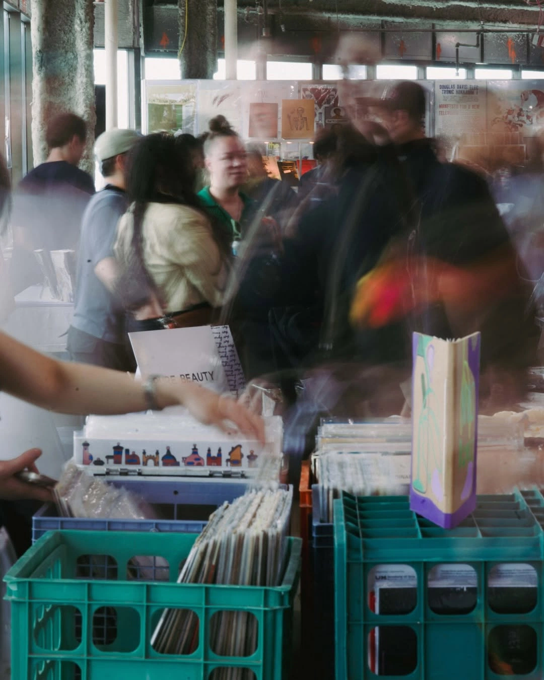 Record Fairs — Why Diggers Still Set an Alarm for Them